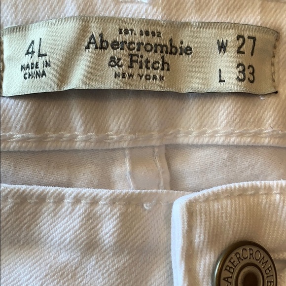 ABERCROMBIE & FITCH•JEANS - Picture 3 of 7
